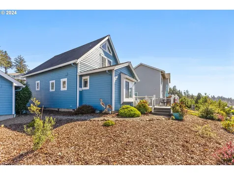 4183 SE Jetty Avenue Lincoln City OR 97367