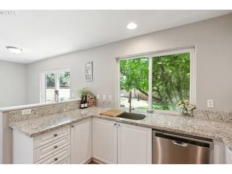 13602 Se 154th Drive Clackamas OR 97015