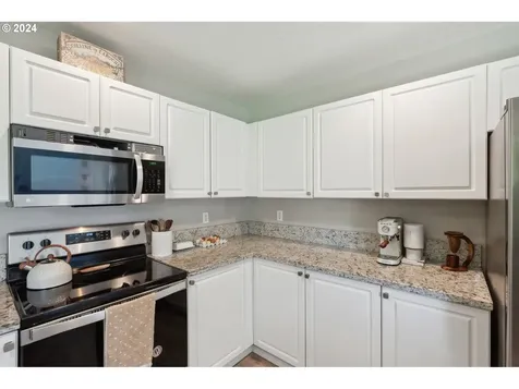 13602 Se 154th Drive Clackamas OR 97015