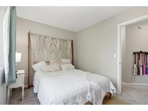 13602 Se 154th Drive Clackamas OR 97015
