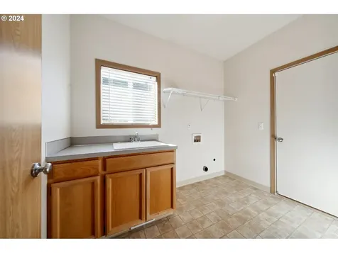 2423 NE 165th Avenue Vancouver WA 98684