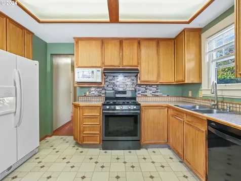 2915 SE Harrison Street Milwaukie OR 97222