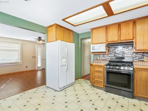 2915 SE Harrison Street Milwaukie OR 97222