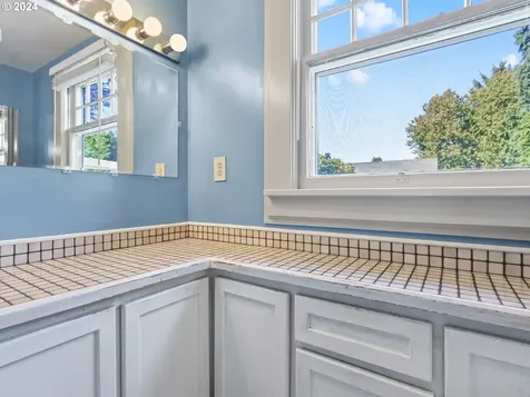 2915 SE Harrison Street Milwaukie OR 97222