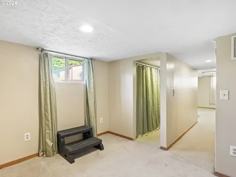 2915 SE Harrison Street Milwaukie OR 97222