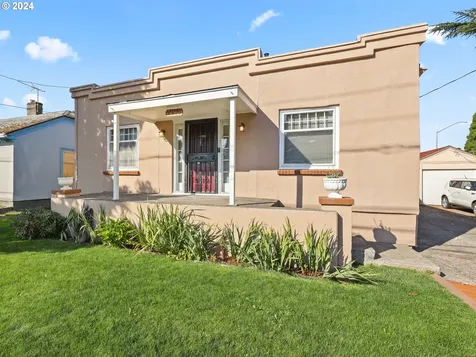 2915 SE Harrison Street Milwaukie OR 97222