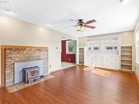 2915 SE Harrison Street Milwaukie OR 97222