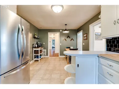 2185 Willona Drive Eugene OR 97408