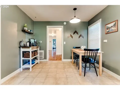 2185 Willona Drive Eugene OR 97408