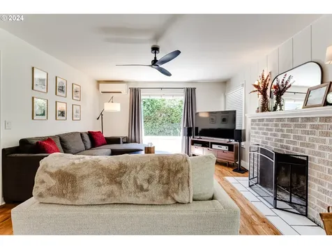 2185 Willona Drive Eugene OR 97408