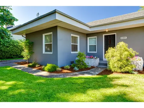 2185 Willona Drive Eugene OR 97408