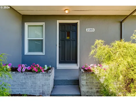 2185 Willona Drive Eugene OR 97408