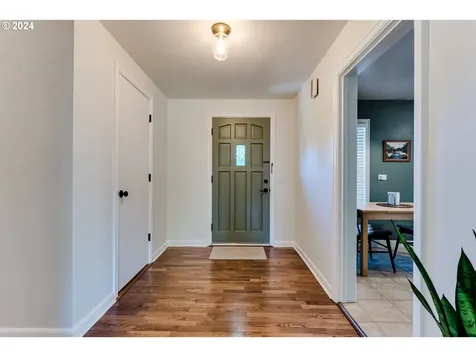 2185 Willona Drive Eugene OR 97408