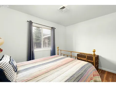 310 NW Elizabeth Avenue Winston OR 97496