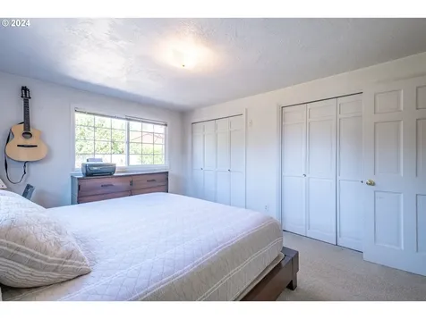789 Glenwood Street Lebanon OR 97355