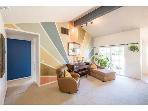 789 Glenwood Street Lebanon OR 97355