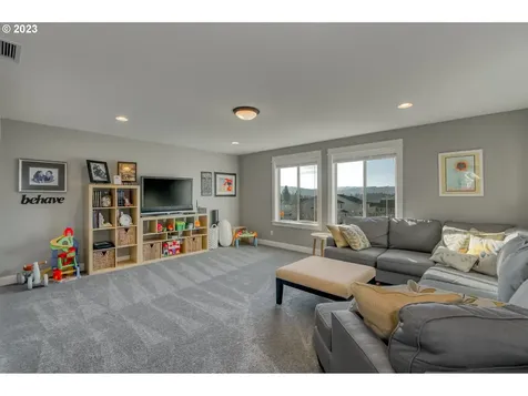 4083 SW Brixton Avenue Gresham OR 97080
