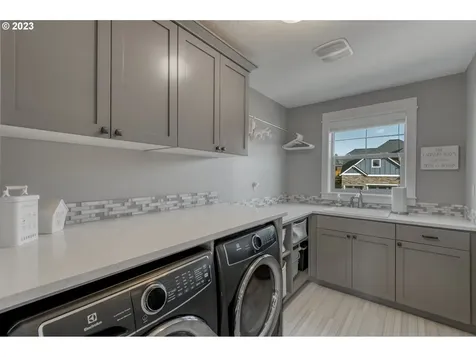 4083 SW Brixton Avenue Gresham OR 97080