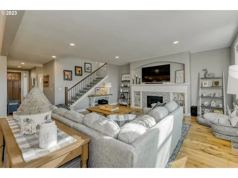 4083 SW Brixton Avenue Gresham OR 97080