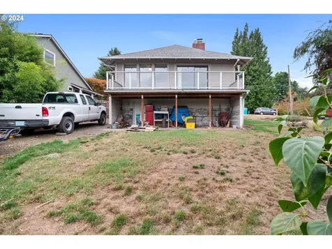 8224 SW 7th Avenue Portland OR 97219