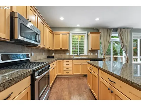 4978 SW 157th Place Beaverton OR 97007