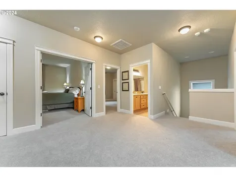 4978 SW 157th Place Beaverton OR 97007