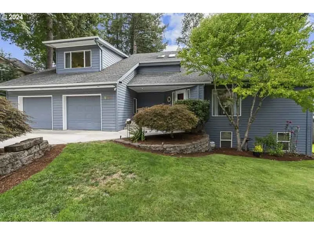 2225 Starflower Court S Salem OR 97302