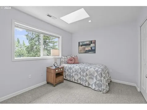2225 Starflower Court S Salem OR 97302