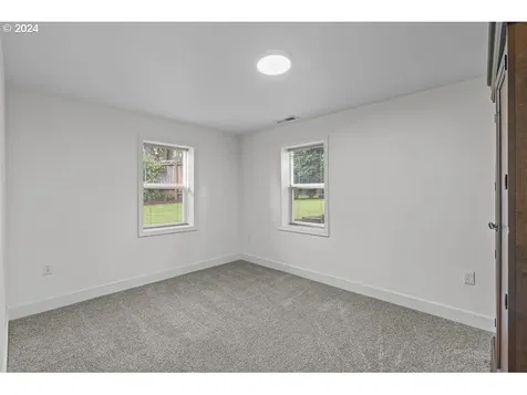 2225 Starflower Court S Salem OR 97302