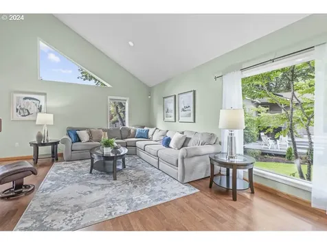 2225 Starflower Court S Salem OR 97302