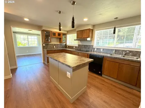 3144 Maple Drive Reedsport OR 97467