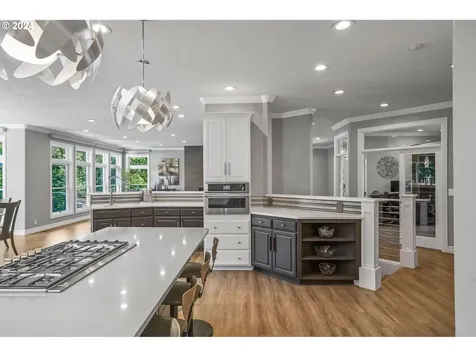 725 Palisades Drive SE Salem OR 97302