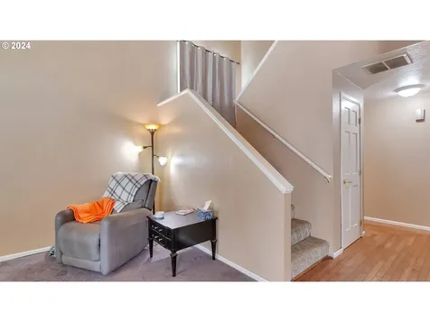 23270 Ne Village Court Wood Village OR 97060