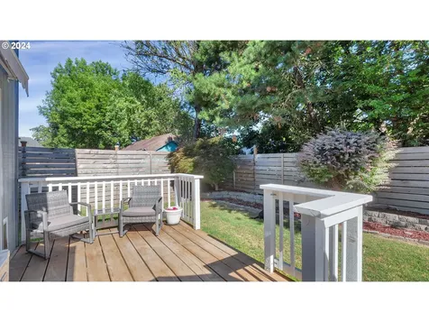 23270 Ne Village Court Wood Village OR 97060