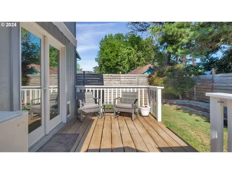 23270 Ne Village Court Wood Village OR 97060