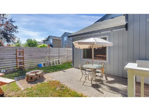 23270 Ne Village Court Wood Village OR 97060