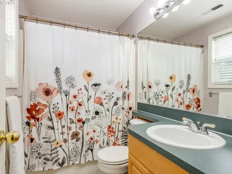 3705 NE 84th Street Vancouver WA 98665