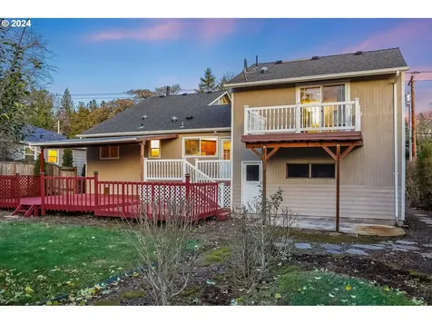 4465 SW 91st Avenue Portland OR 97225