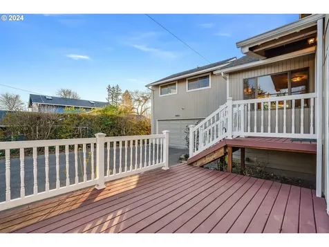 4465 SW 91st Avenue Portland OR 97225