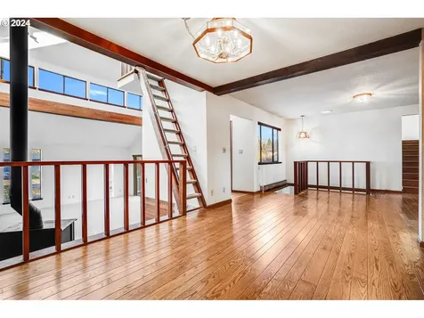 4465 SW 91st Avenue Portland OR 97225