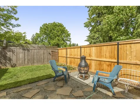 3427 N Halleck Street Portland OR 97217