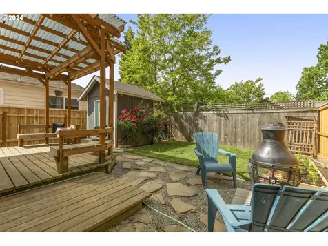 3427 N Halleck Street Portland OR 97217