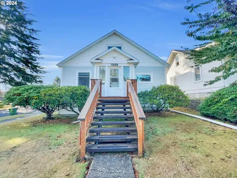 1209 Alder Avenue Coos Bay OR 97420
