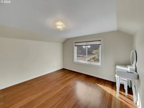 1209 Alder Avenue Coos Bay OR 97420