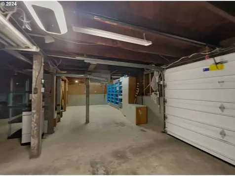 1209 Alder Avenue Coos Bay OR 97420