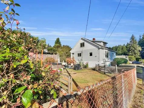 1209 Alder Avenue Coos Bay OR 97420