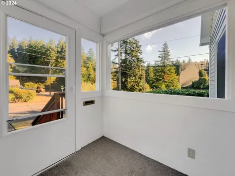 1209 Alder Avenue Coos Bay OR 97420