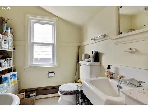 3133 Ne 45th Avenue Portland OR 97213