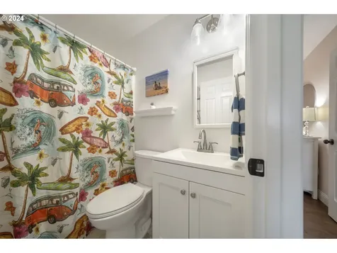1812 Nw 38th Avenue Camas WA 98607