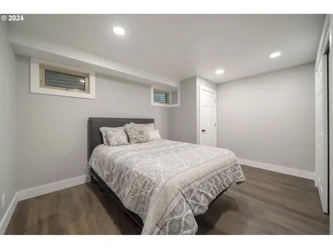 1812 Nw 38th Avenue Camas WA 98607